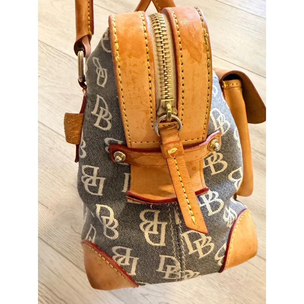 Dooney & Bourke Monogram Leather Satchel Handbag GrayTan Latch Pockets Vintage